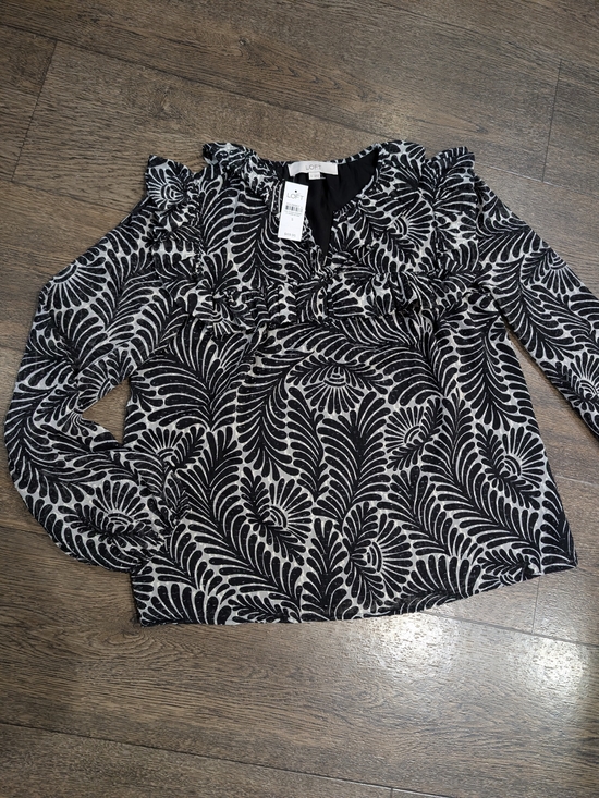 LOFT Tops - LOFT Black and White Ruffle Long-Sleeve Blouse